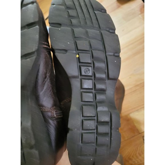 La Canadienne Brown Leather Winter Boots – Size 6.5 | Insulated - Picture 3 of 5